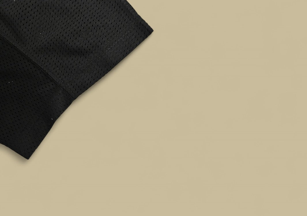 Burberry 24SS Mesh Gothic Graphic Logo T-Shirt – Black