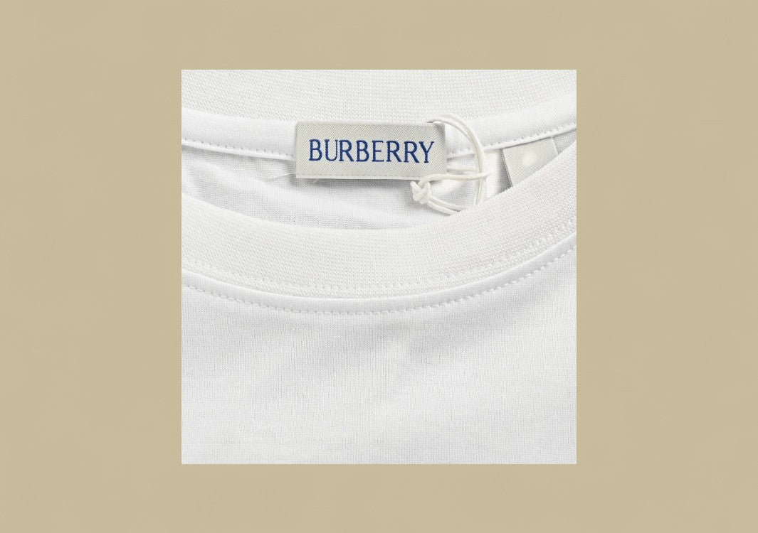 Burberry 24SS Patch Warhorse Logo T-Shirt – White with Blue Emblem