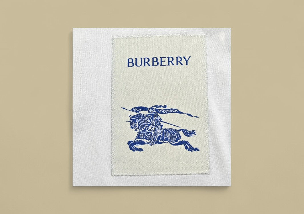 Burberry 24SS Patch Warhorse Logo T-Shirt – White with Blue Emblem