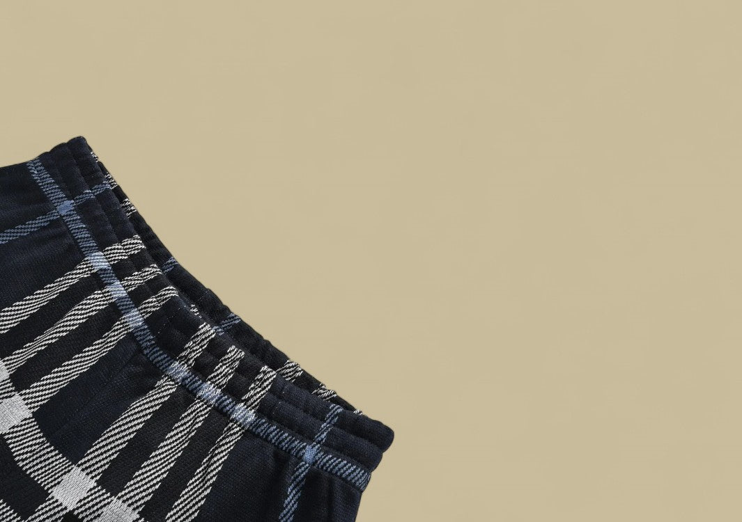 Burberry 24SS Plaid Knit Shorts – Navy Check