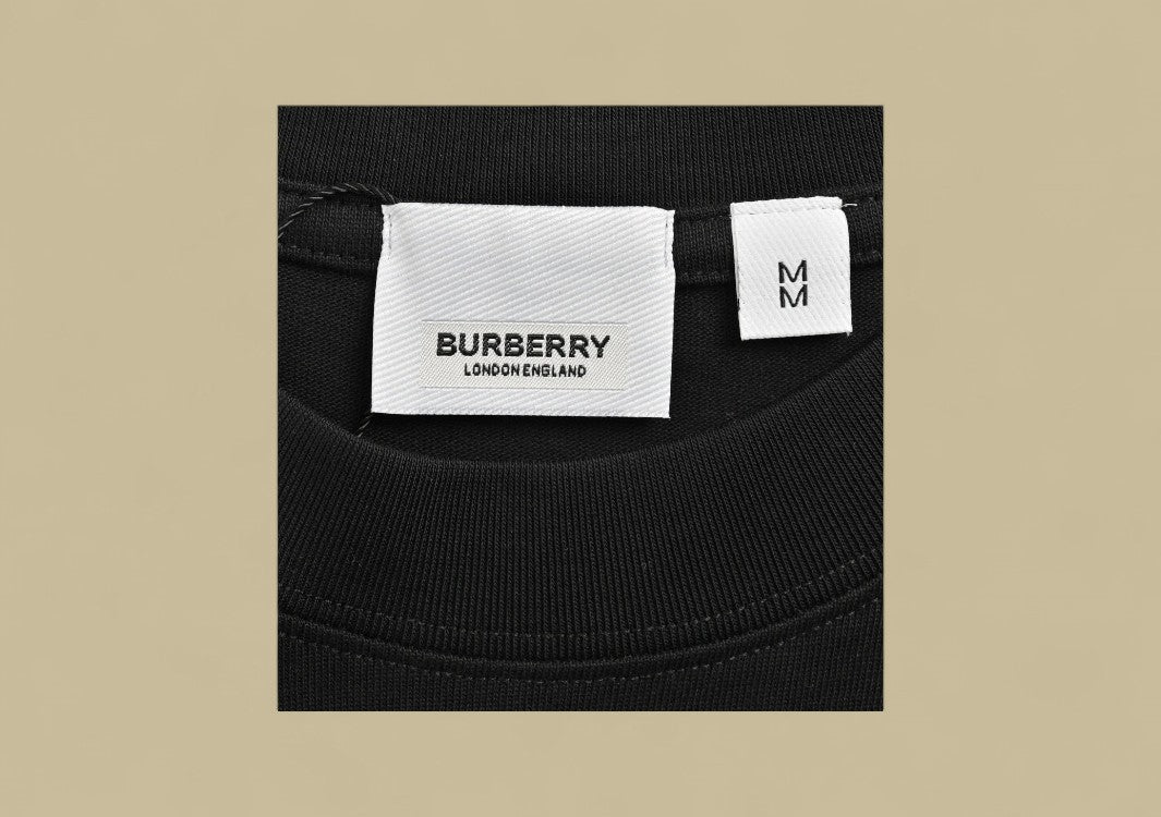 Burberry 24SS Unreal Image Warhorse Logo T-Shirt – Black