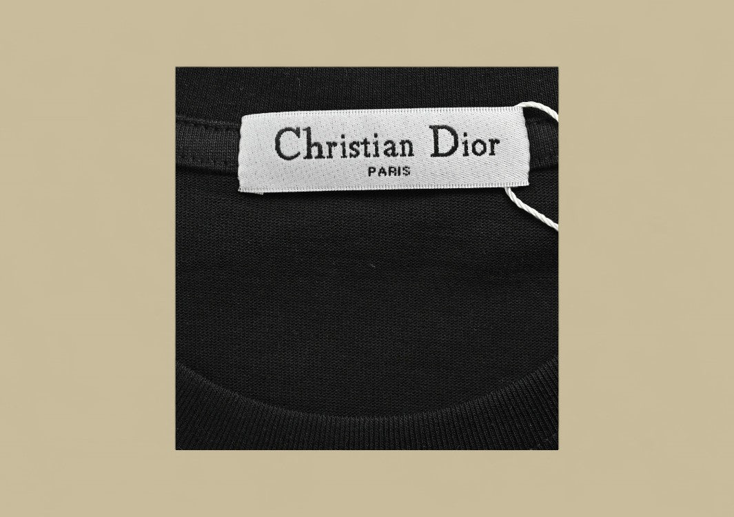 Das 24ss Hand Drawing Logo T-Shirt - Black