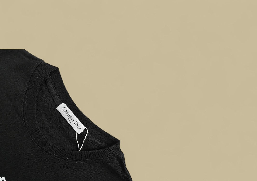 Das 24ss Hand Drawing Logo T-Shirt - Black