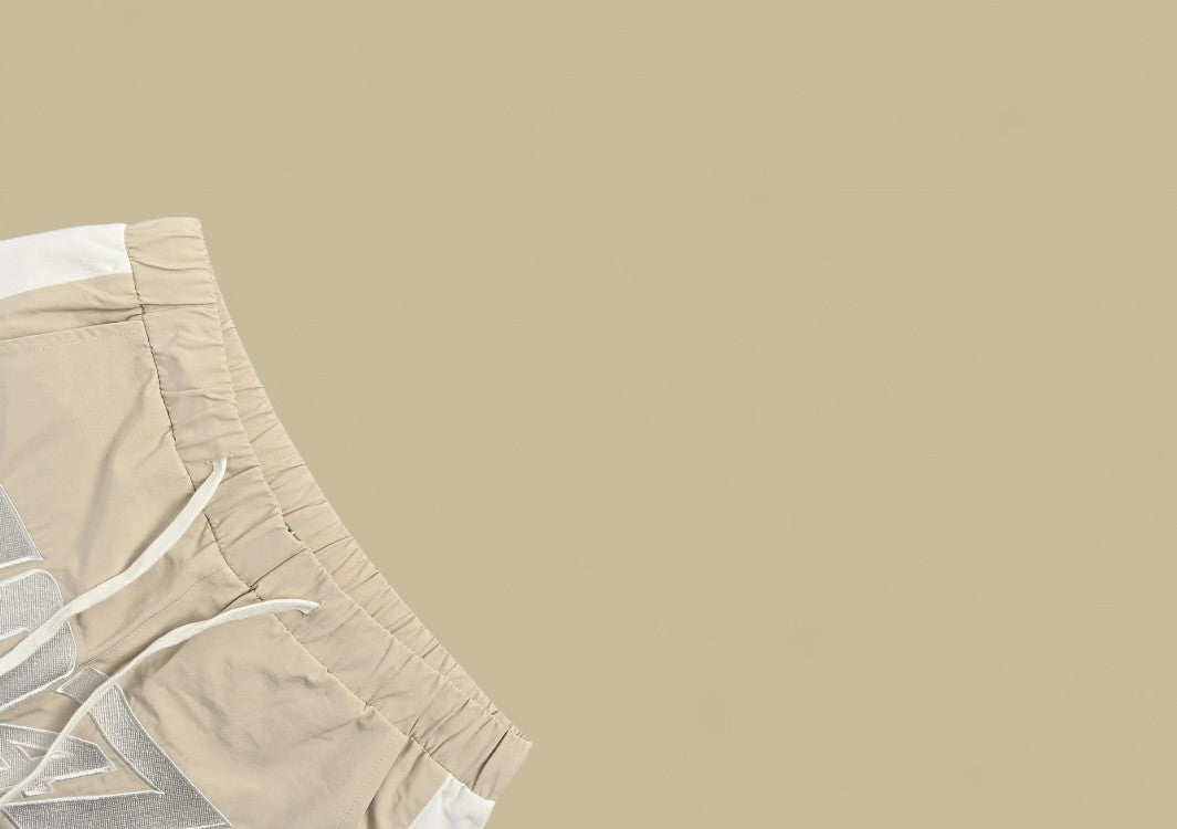 Dior 1947 Embroidery Logo Tatting Shorts – Beige & White