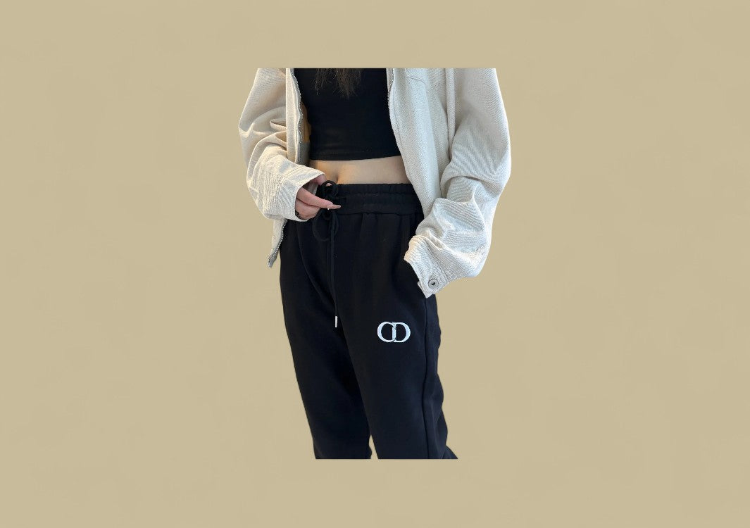 Dior 23FW Classic Series Black & White Embroidery Logo Sweatpants
