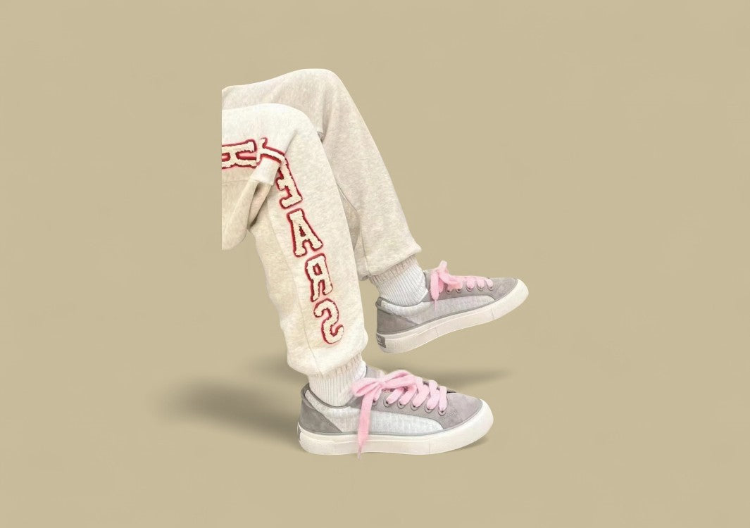 Dior 23SS Vertical Towel Embroidery Logo Sweatpants – Grey/Pink