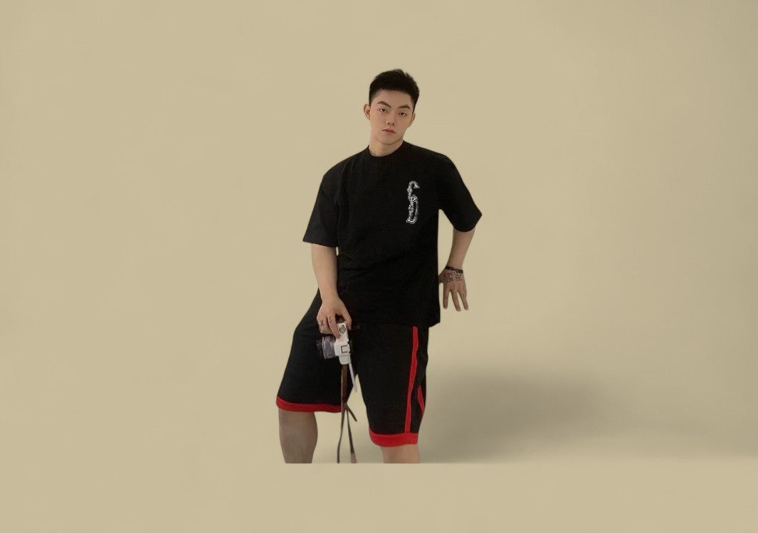 Dior 24SS Gold Thread Embroidery CD Logo T-Shirt - Black