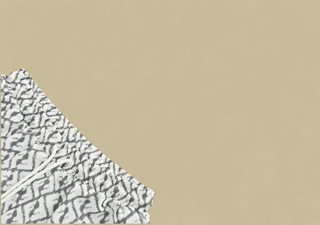 Fendi 24SS Full FF Logo Shorts Bold Monogram Design in a Modern Silhouette