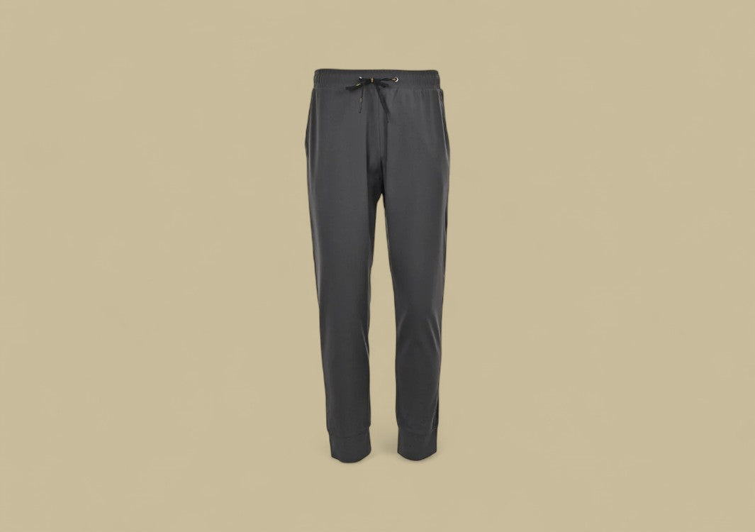 Fendi Heat-Seal Logo Casual Sports Pants Sleek Performance with Subtle Branding