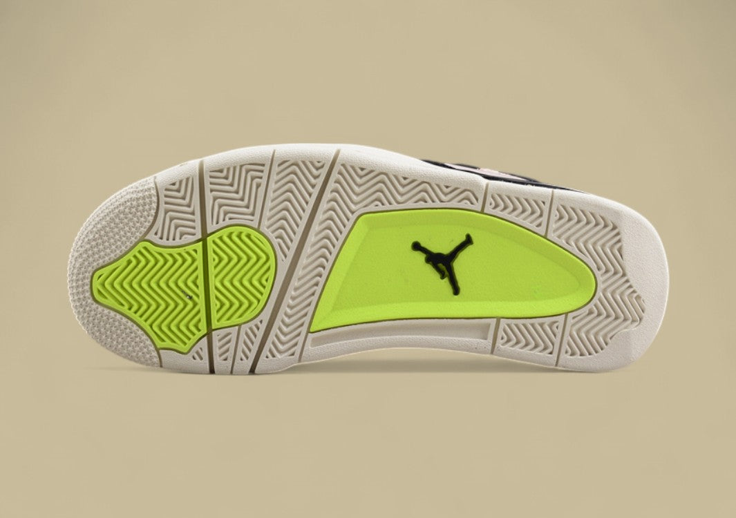 Foreign Trade Version of Air Jordan 4 "Silt Red"