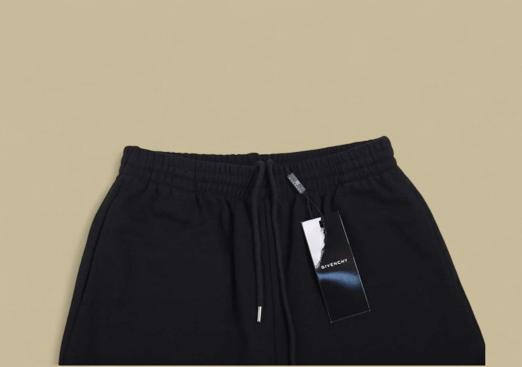 Givenchy 23SS Graffiti Logo Short - Black