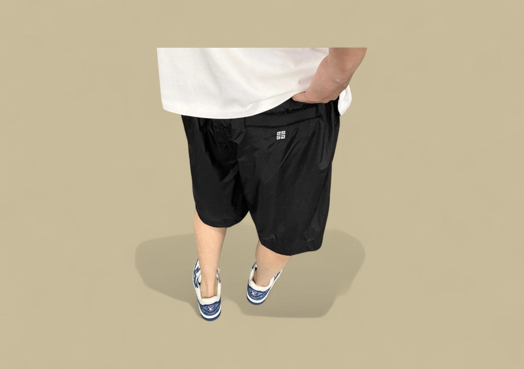 Givenchy 23SS Small Logo Tatting Sports Short - Black