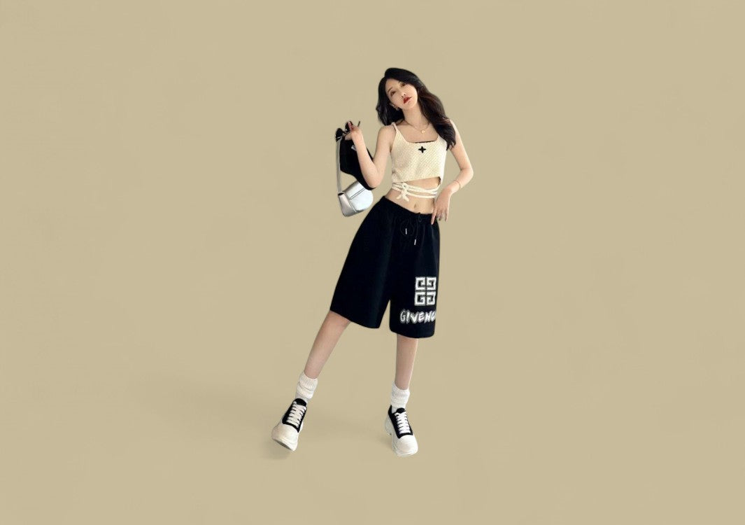Givenchy 24ss Hand Drawing Four Square Logo Short – Black