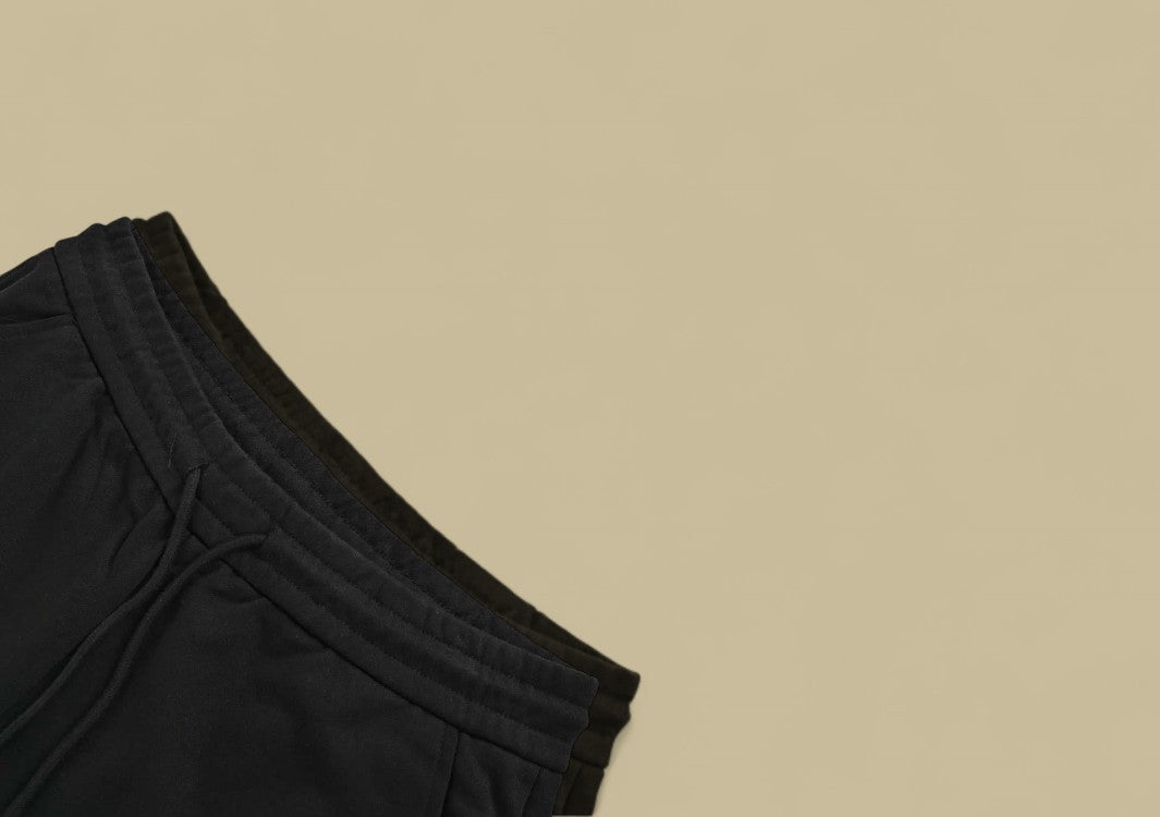 Givenchy 24ss Hand Drawing Four Square Logo Short – Black