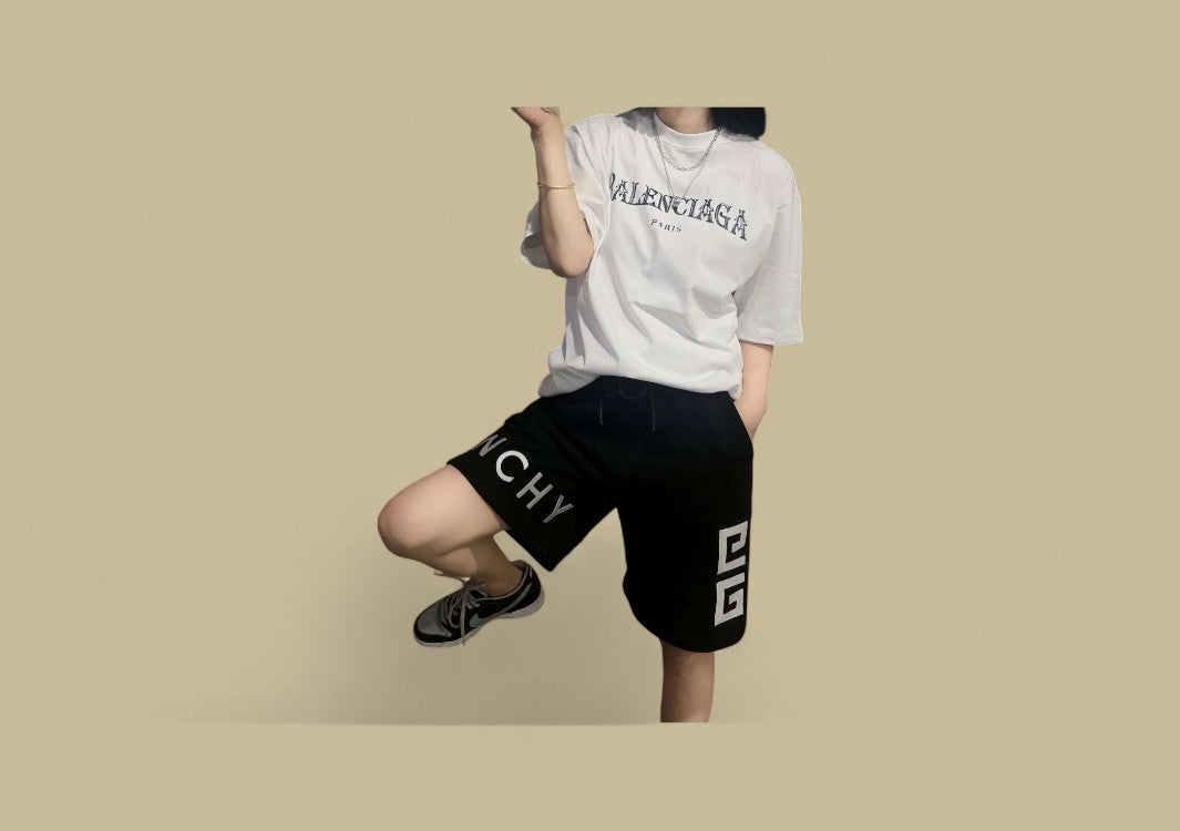 Givenchy Embroidery Logo Short - Black