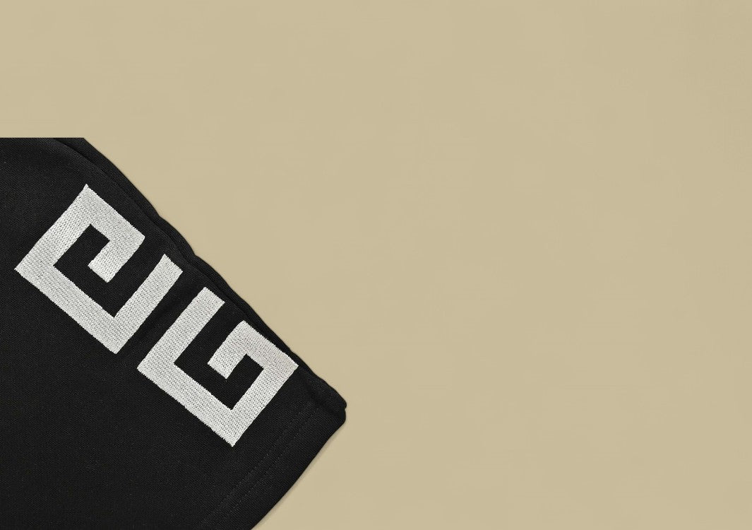 Givenchy Embroidery Logo Short - Black