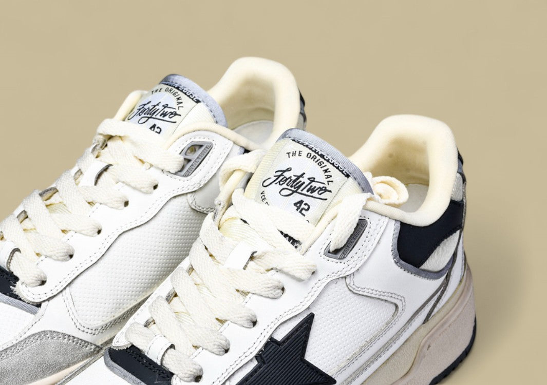 Golden Goose 24 Unisex Forty2 Little Dirty Casual Shoes White/Black/Light Gray