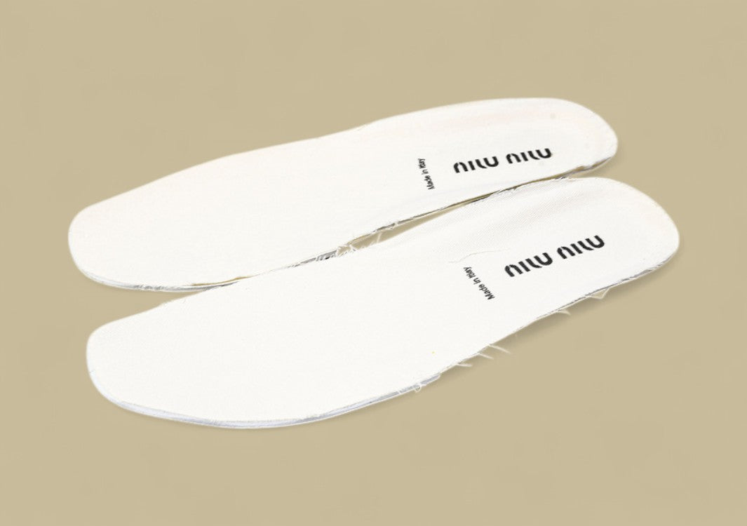 Golden Goose Miu Miu 25 White/Red/Brown