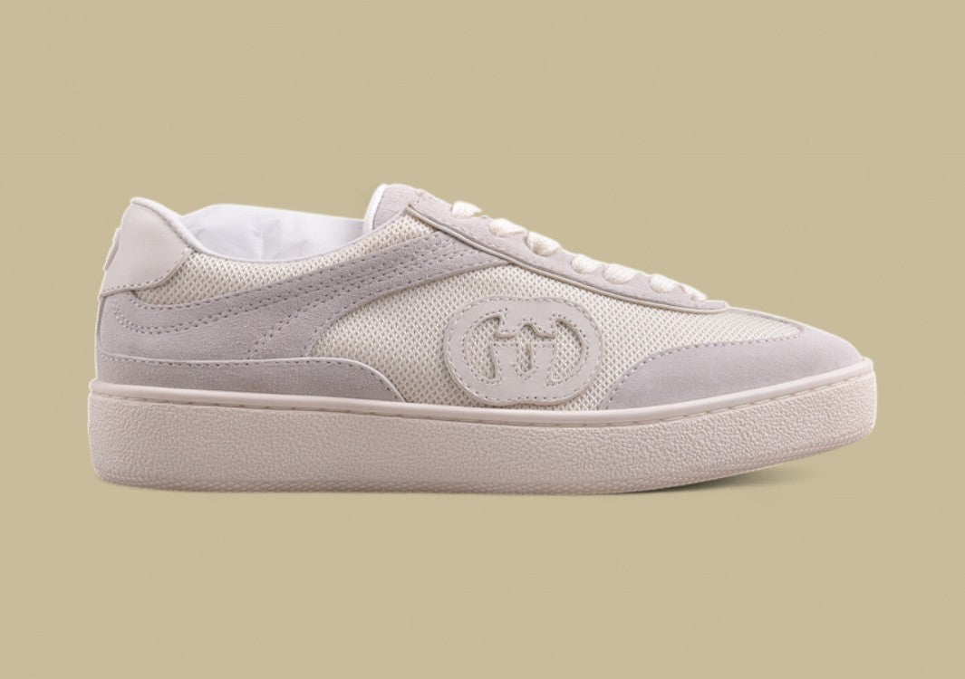 Gucci Monochrome Retro Sneakers Clean Low-Top with Subtle GG Detail