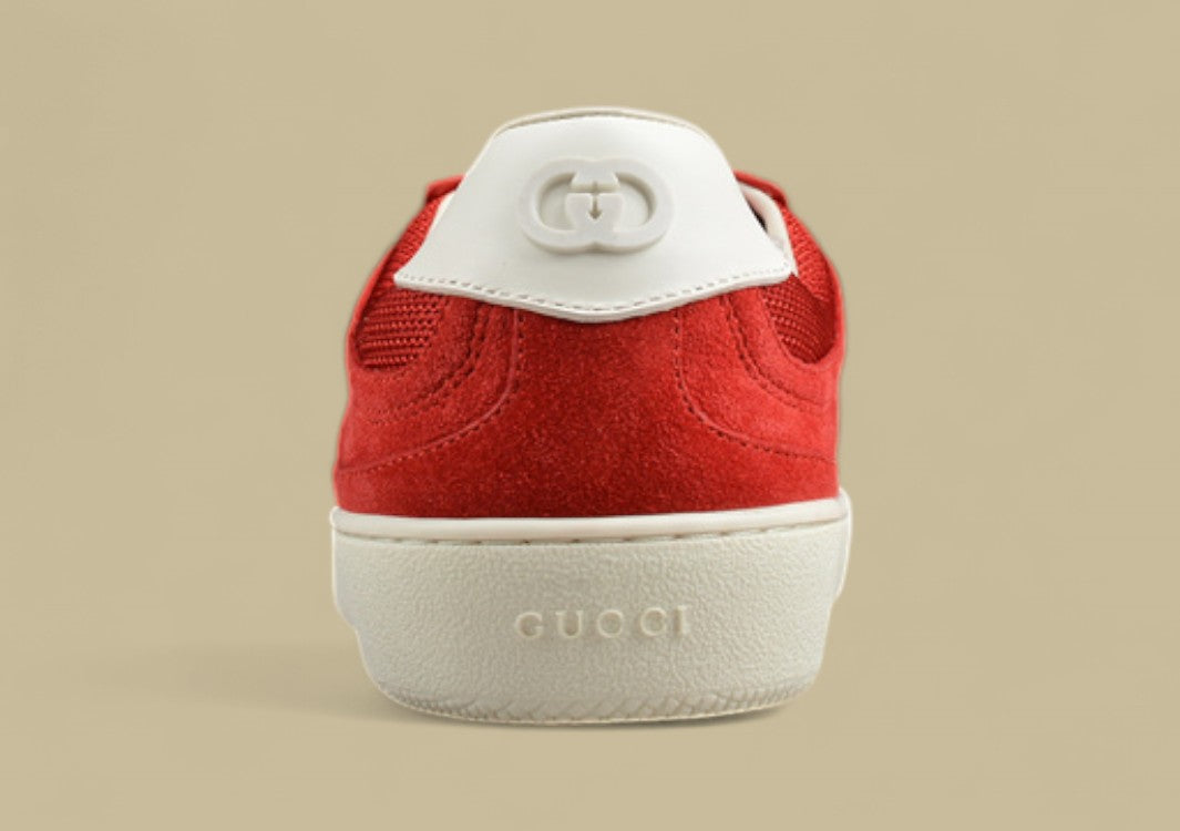 Gucci Retro Red Low-Top Sneakers Vintage Style with Iconic GG Logo