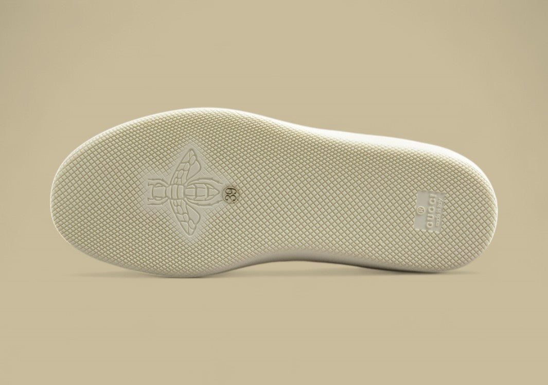 Gucci Retro Red Low-Top Sneakers Vintage Style with Iconic GG Logo