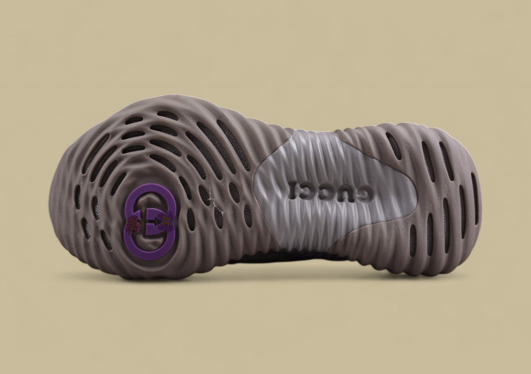 Gucci Run Sneakers Cool Grey Sculpted Sole Trainers with Tonal Mesh and Embossed GG