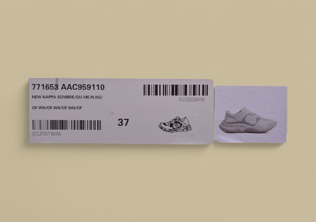 Gucci Run Sneakers Cool Grey Sculpted Sole Trainers with Tonal Mesh and Embossed GG