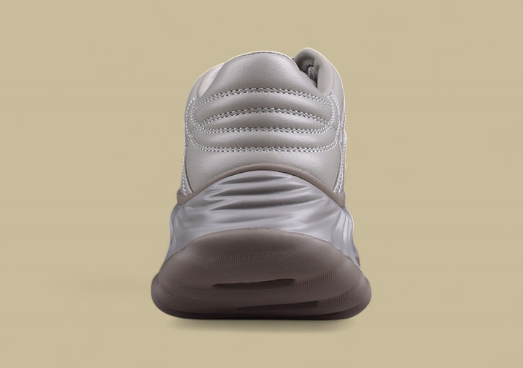 Gucci Run Sneakers Cool Grey Sculpted Sole Trainers with Tonal Mesh and Embossed GG