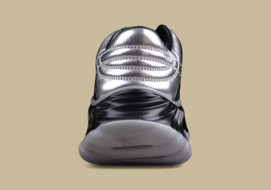 Gucci Run Sneakers Metallic Silver & Black Trainers with Sculpted Sole and GG Logo