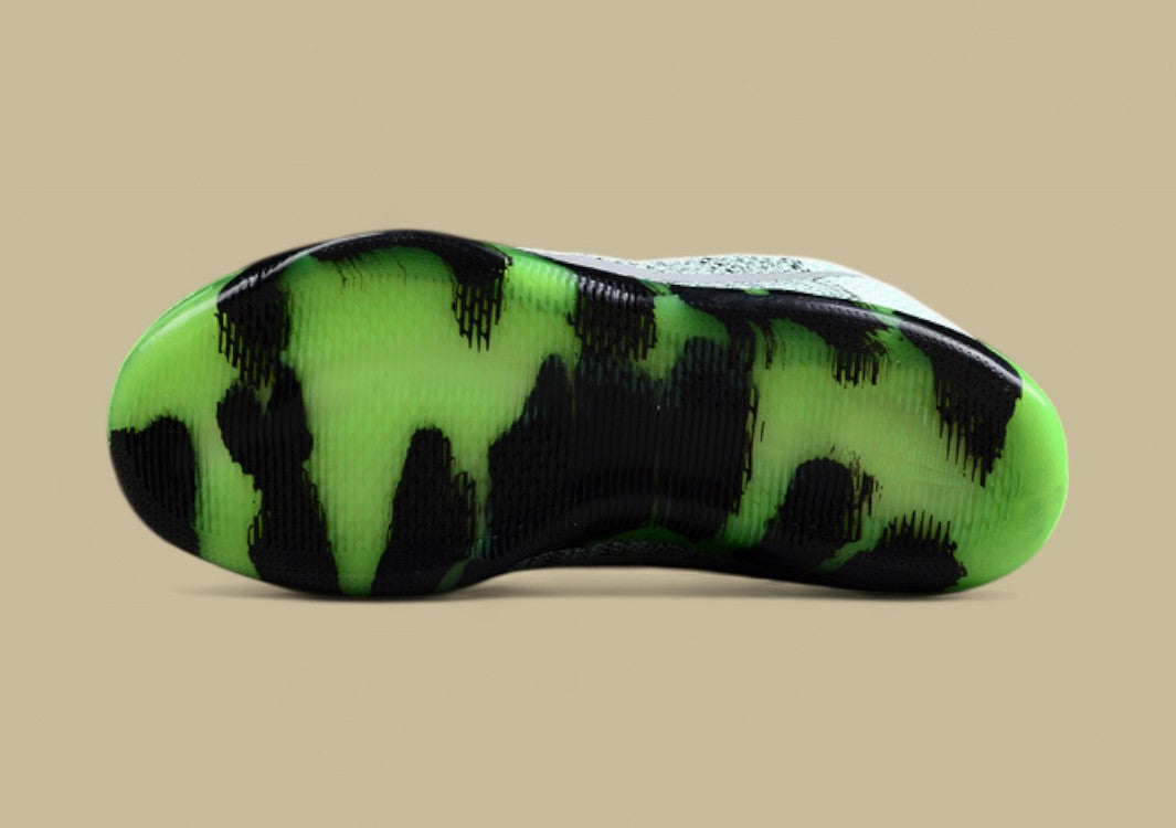 Kobe 11 Low Easter Black/Black/Green