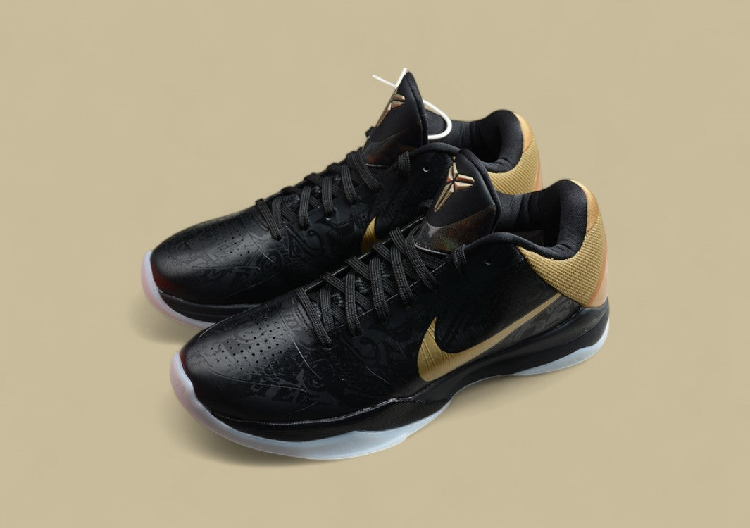 Kobe 5 Big Stage Away Black/Metallic Gold-White