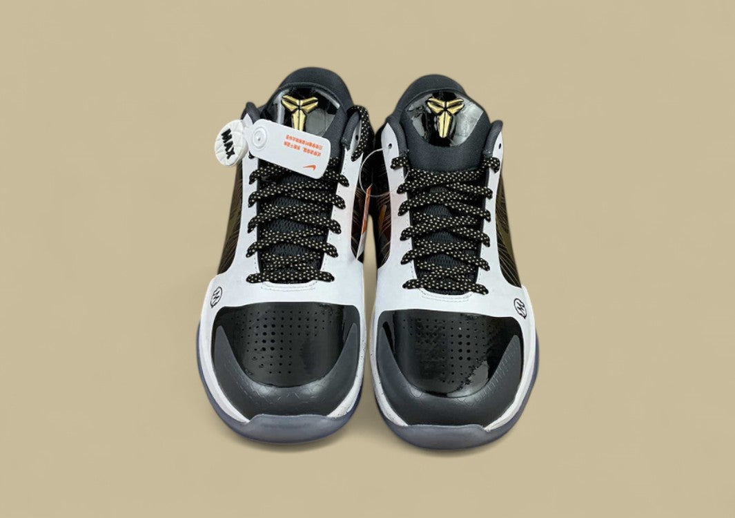 Kobe 5 Protro Black/White/Gold