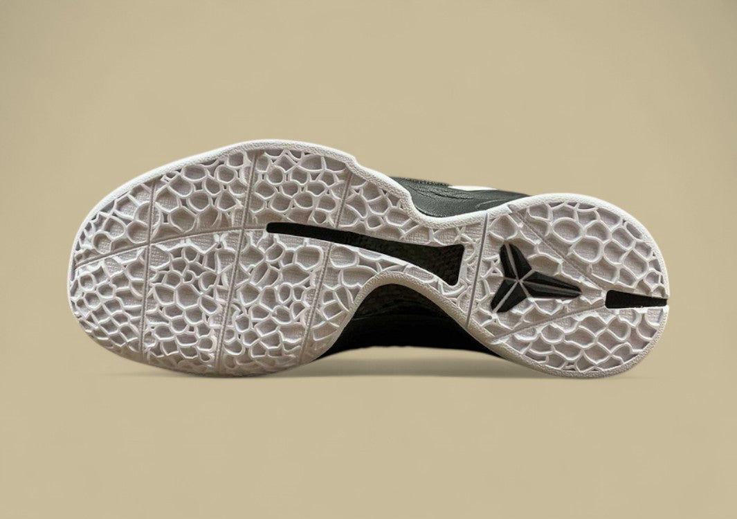 Kobe 6 Protro Mambacita Mamba Forever Black/White-Metallic Gold