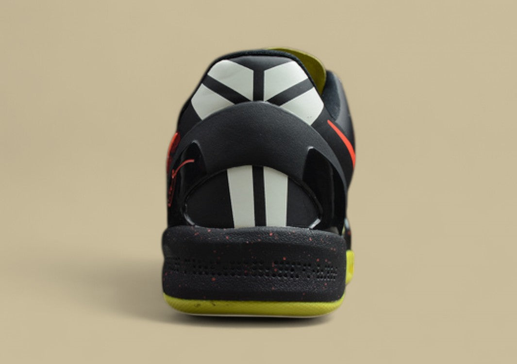 Kobe 8 System GC Christmas Black/Bright Crimson