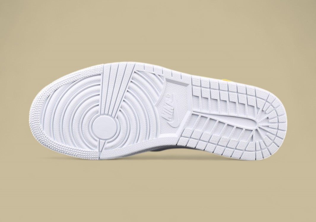 Kyrie 4 Tropical Twist/Metallic Silver/White-Gold