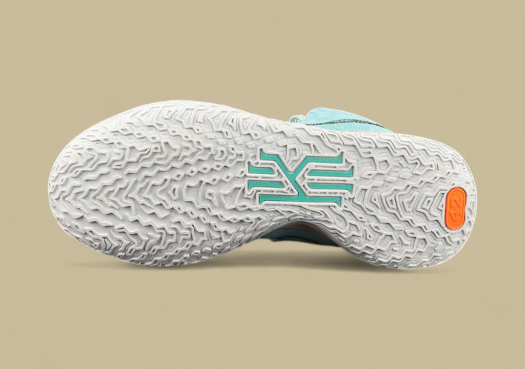 Kyrie 7 Copa/Dark Smoke Grey-Rattan