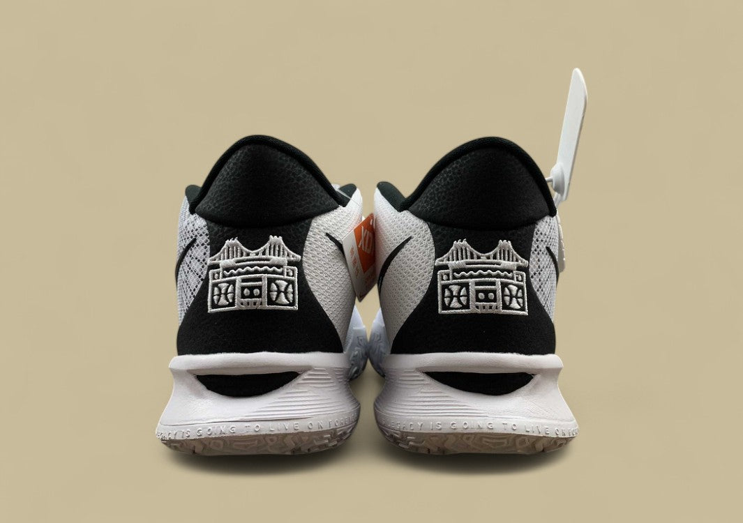 Kyrie 7 EP Hip Hop Black/White/Glow/Hyper Royal