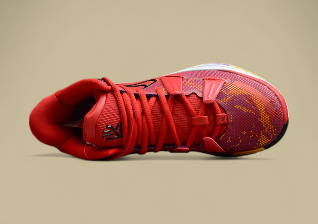 Kyrie 7 Pre-Heat Icons of Sport Red/Multi-Color