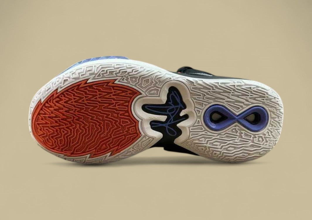 Kyrie 8 EP Fire and Ice Black/Metallic Silver/Black