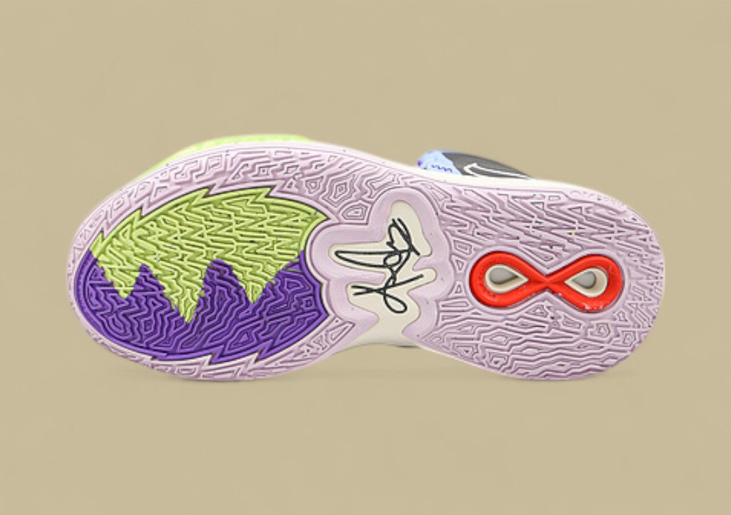 Kyrie 8 Gs Aluminum/Black/Bright Crimson/Sail   2/2