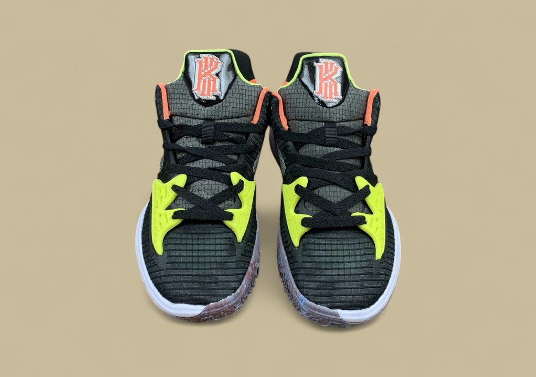 Kyrie Low 4 Ep Black/Turf Orange/White/Team Red
