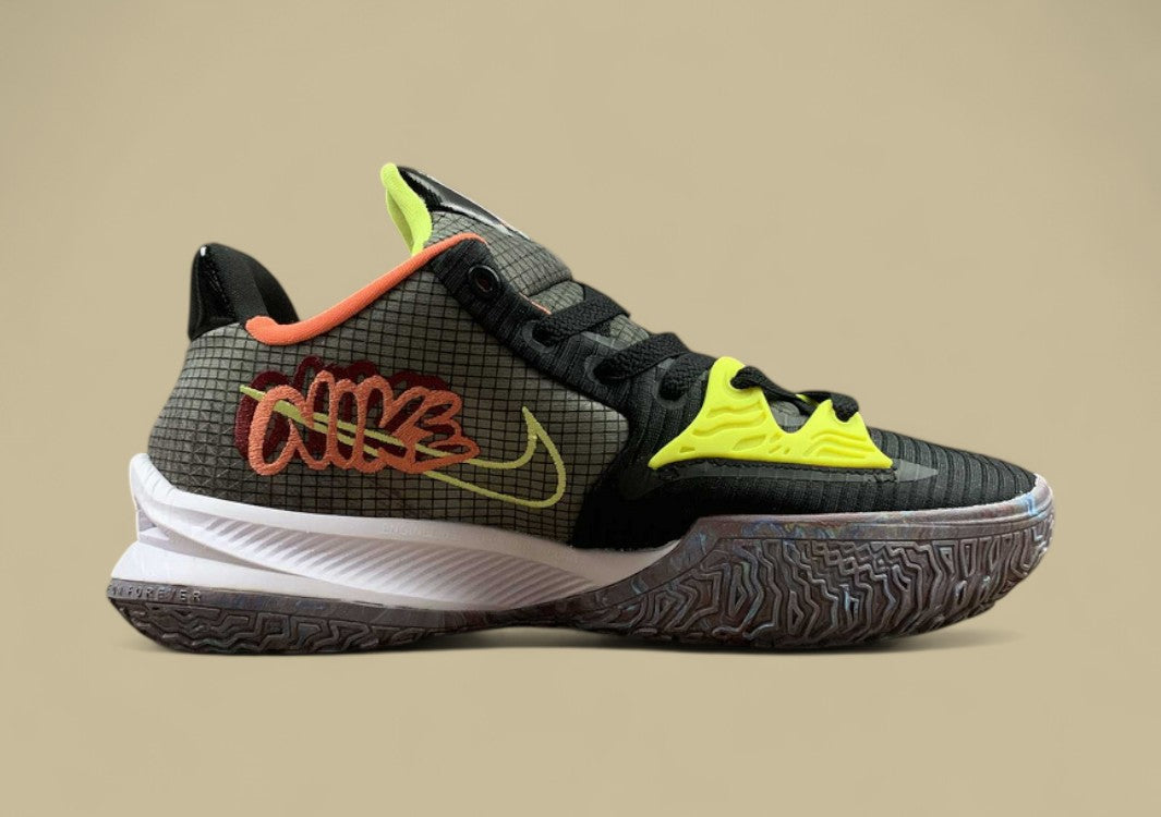 Kyrie Low 4 Ep Black/Turf Orange/White/Team Red