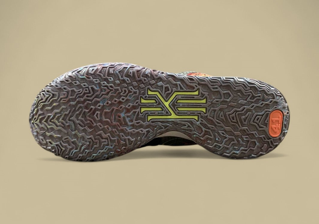 Kyrie Low 4 Ep Black/Turf Orange/White/Team Red