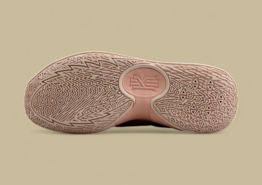 Kyrie Low 5 Light Madder Root/Mantra Orange/Arctic Orange/Bright Spruce