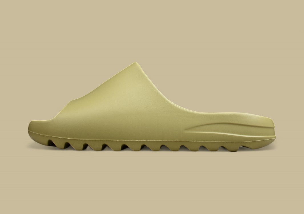 Minimalist Green Coconut Slippers for Daily Wear