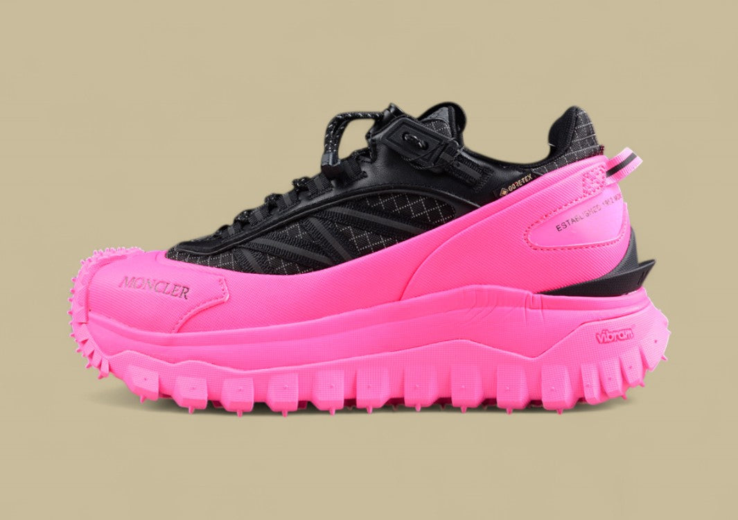 Moncler Trailgrip GTX Low-Top Sneaker – Black & Neon Pink