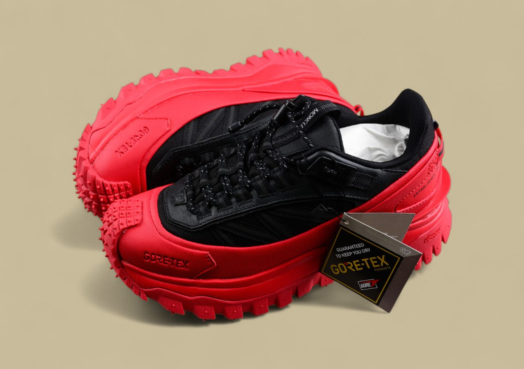 Moncler Trailgrip GTX Sneakers - Black/Crimson Red