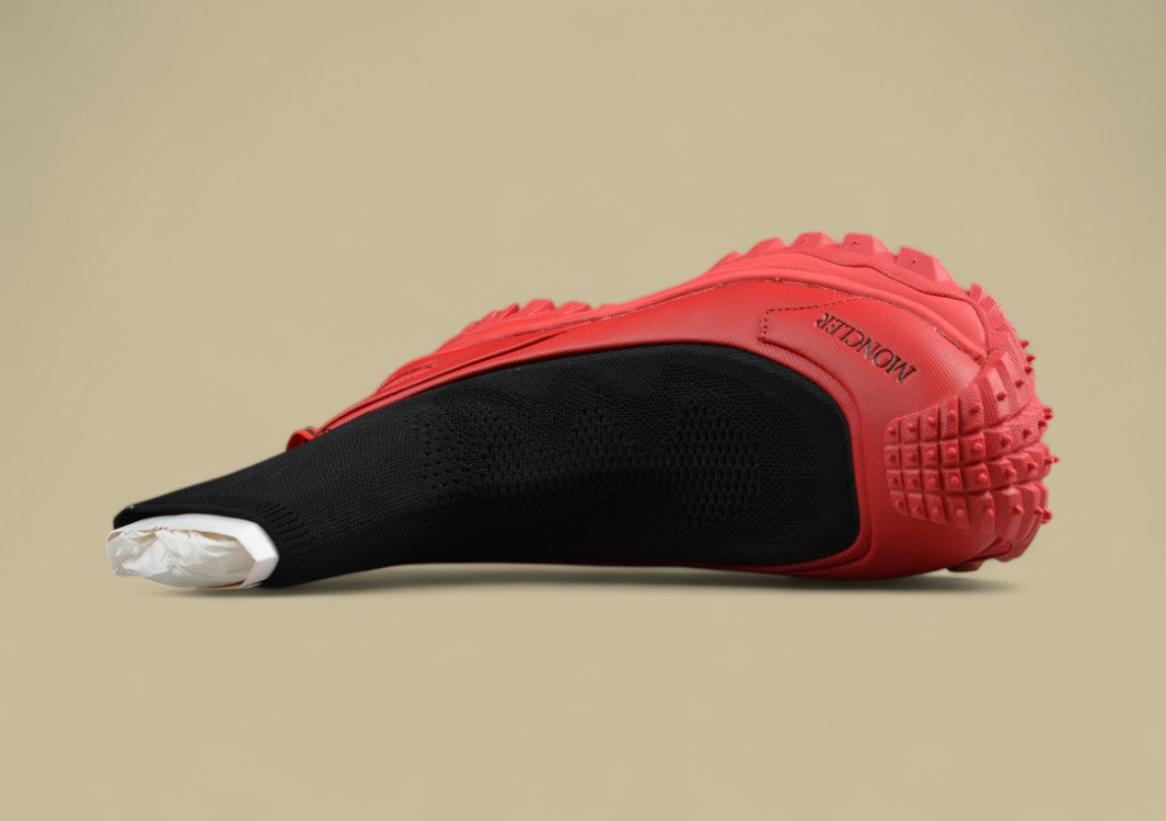 Moncler Trailgrip Knit High Sneakers - Black/Red