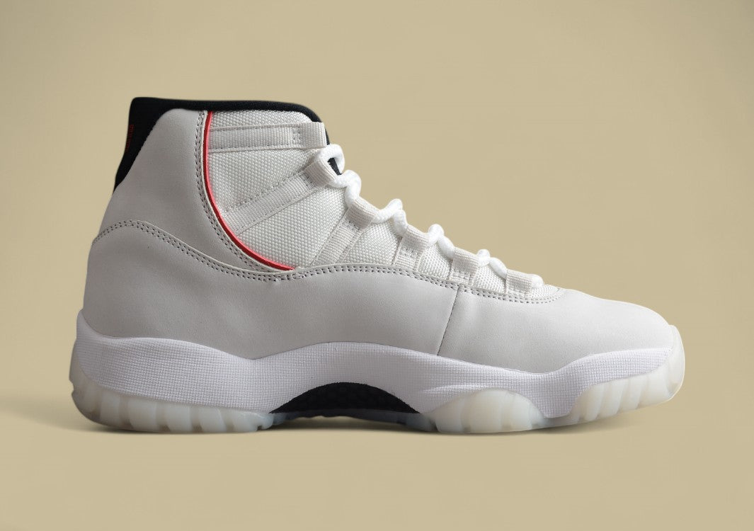 Nike Air Jordan 11 Retro“Platinum Tint”