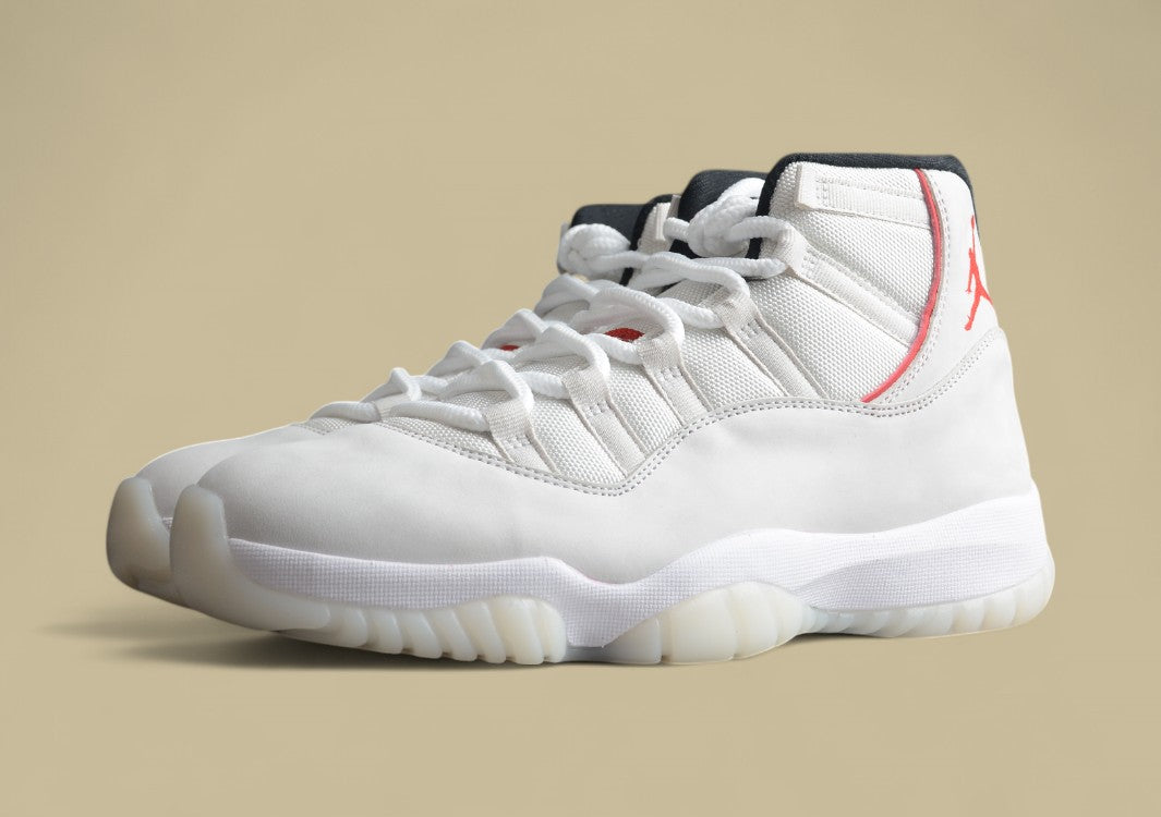 Nike Air Jordan 11 Retro“Platinum Tint”